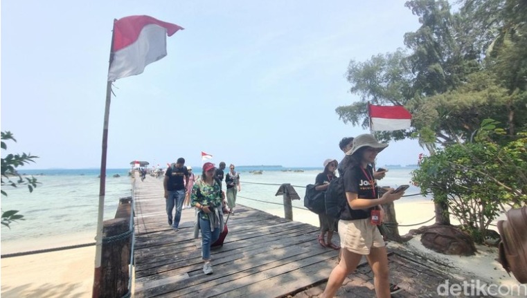 Mafia39 Slot Demo  Diajak Berkujung ke Pulau Seribu, Turis Asing Kaget Jakarta Punya Pantai Cantik